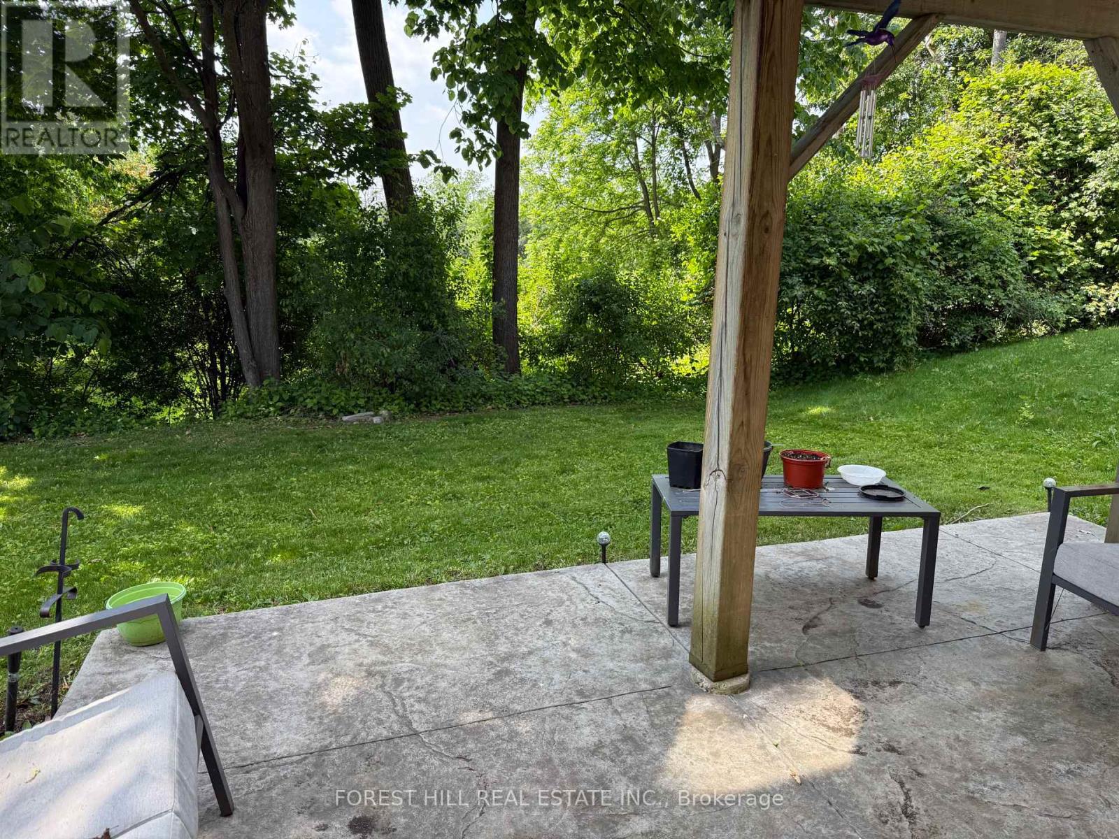 Photo 11 of 1013 Silverdale Road, Peterborough West ON