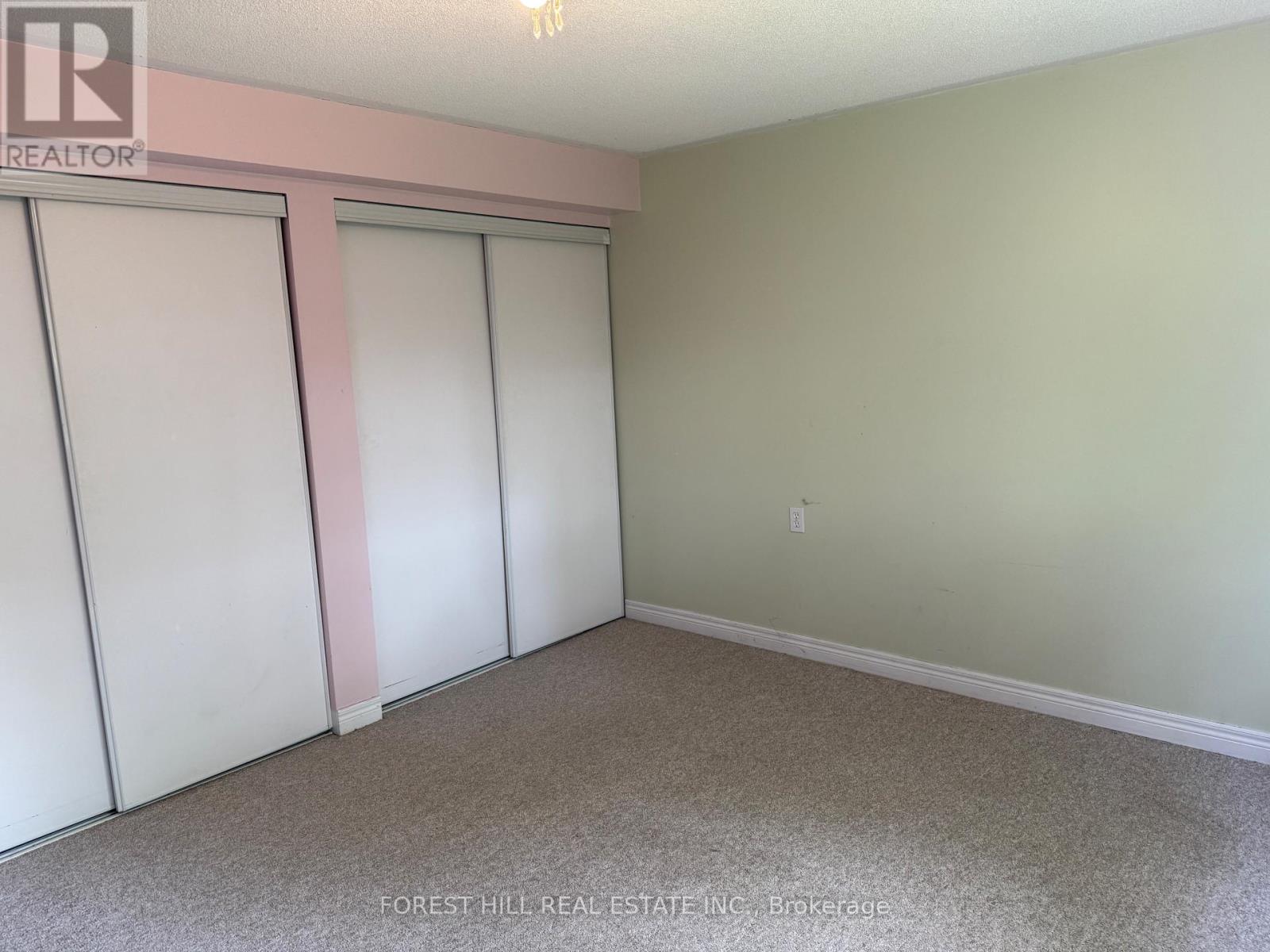 Photo 5 of 1013 Silverdale Road, Peterborough West ON