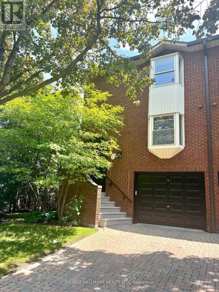 Photo 1 of 1 Red Maple Court, Toronto ON