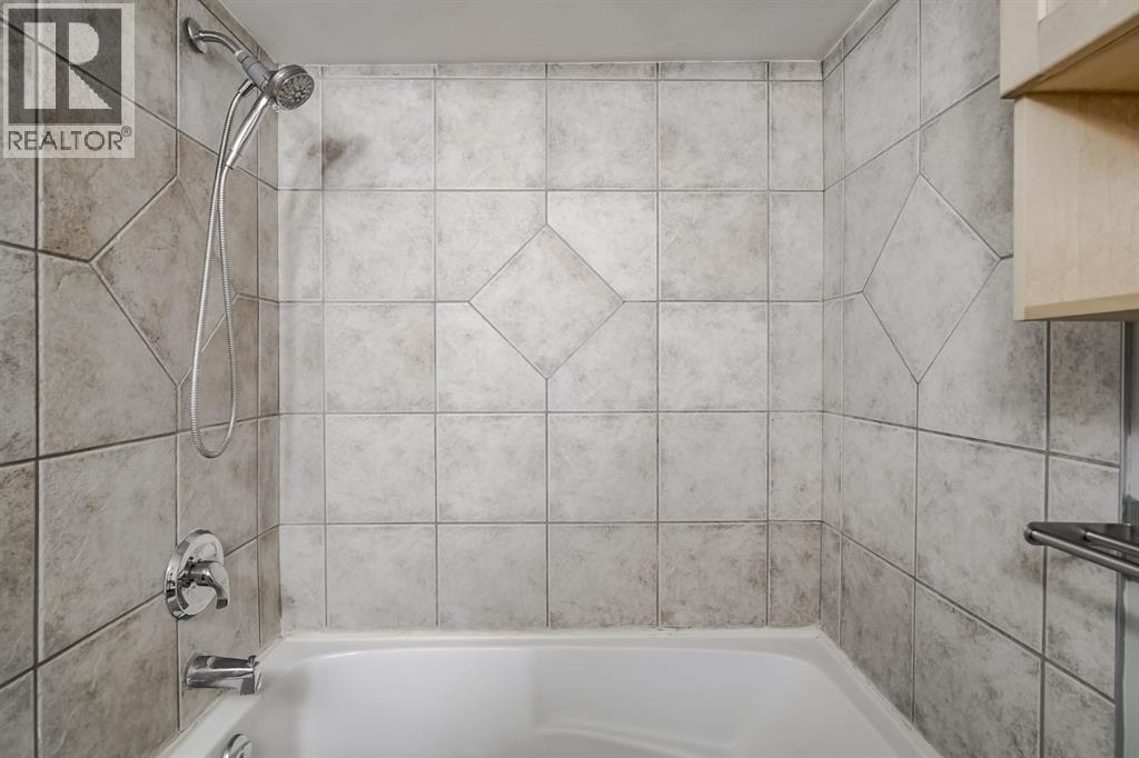 Single Family House for Sale in   a Avenue SW Parkhill Calgary 