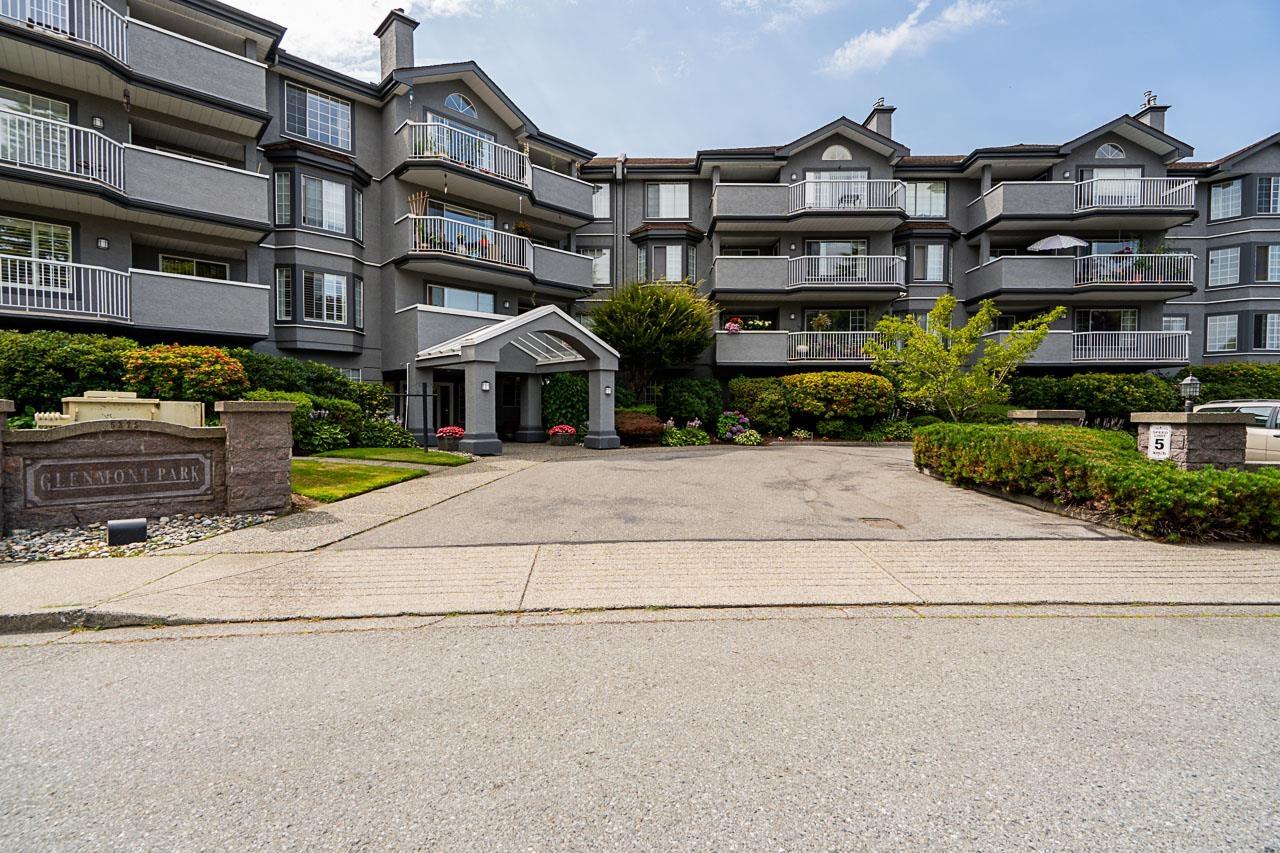 Photo 9 of 303 5375 205 Street, Langley BC