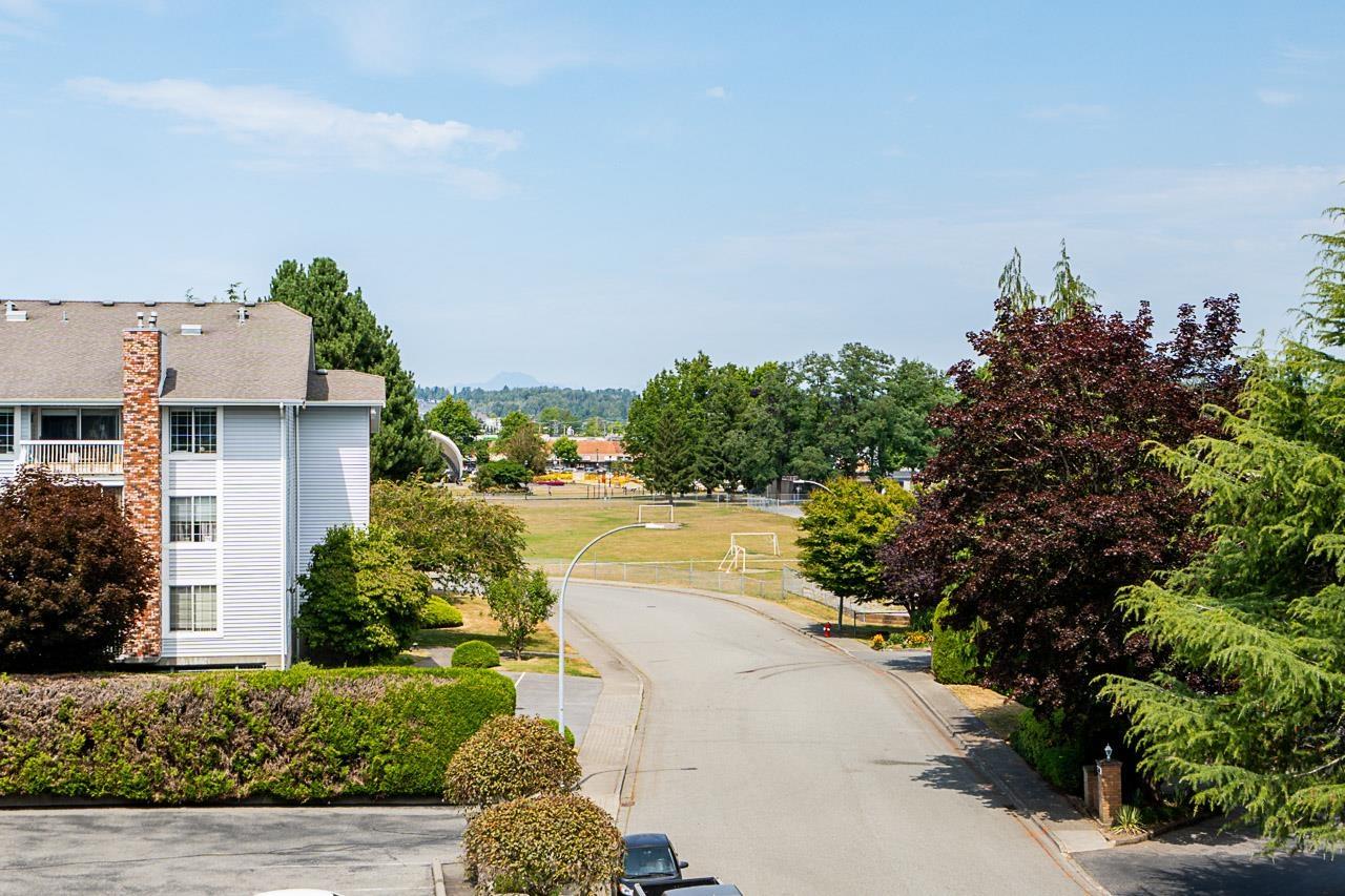 Photo 1 of 303 5375 205 Street, Langley BC