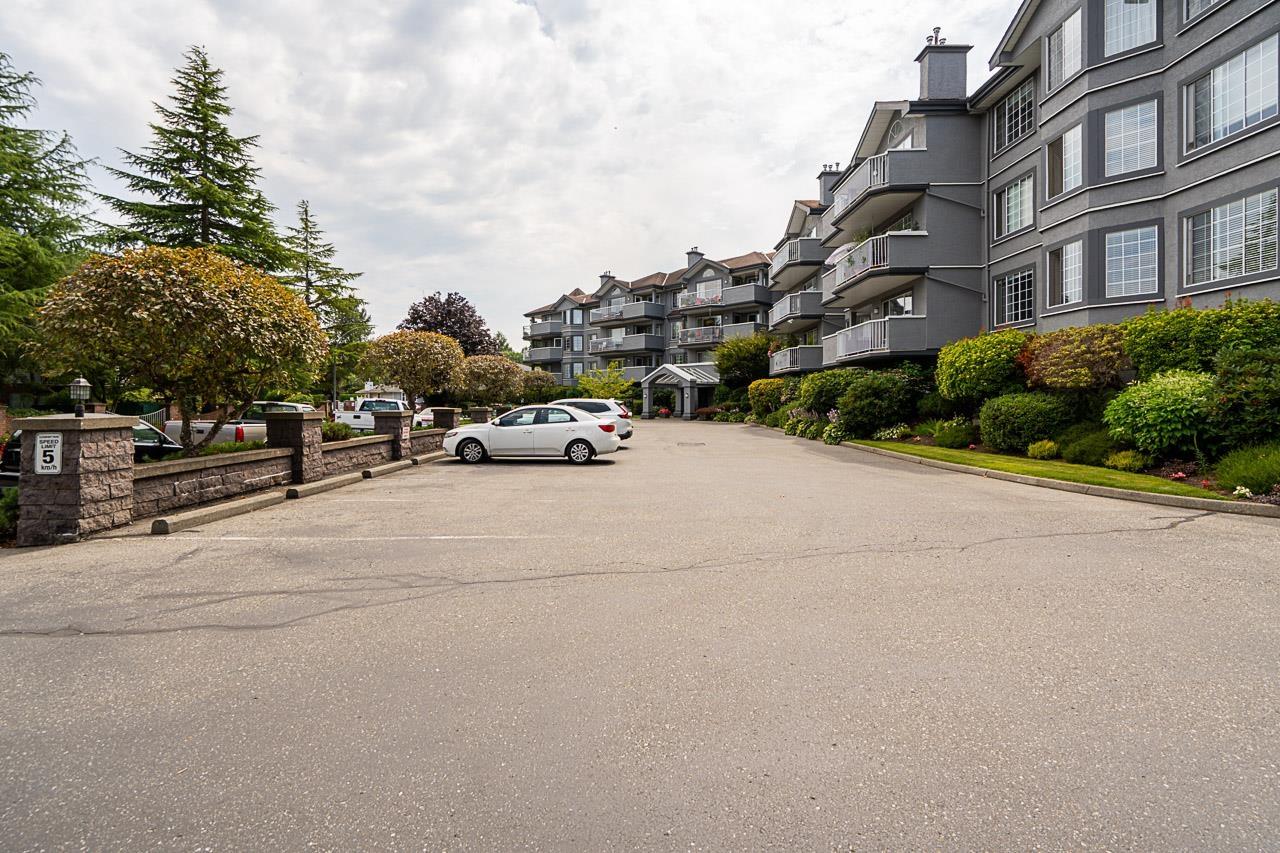 Photo 17 of 303 5375 205 Street, Langley BC