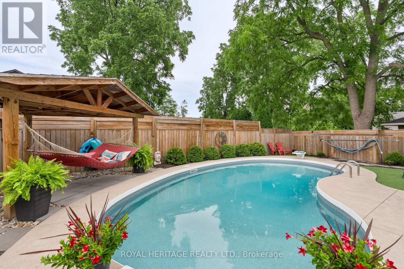 Photo 31 of 44 Regent Street, Kawartha Lakes ON