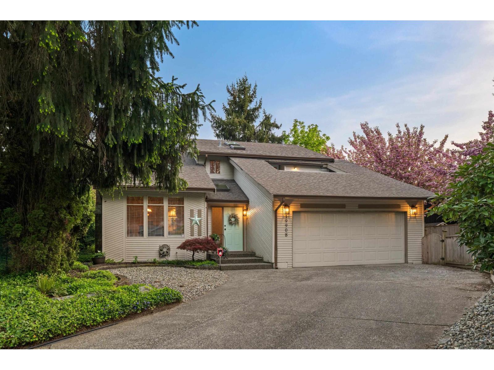 Photo 27 of 19908 51 Avenue, Langley BC