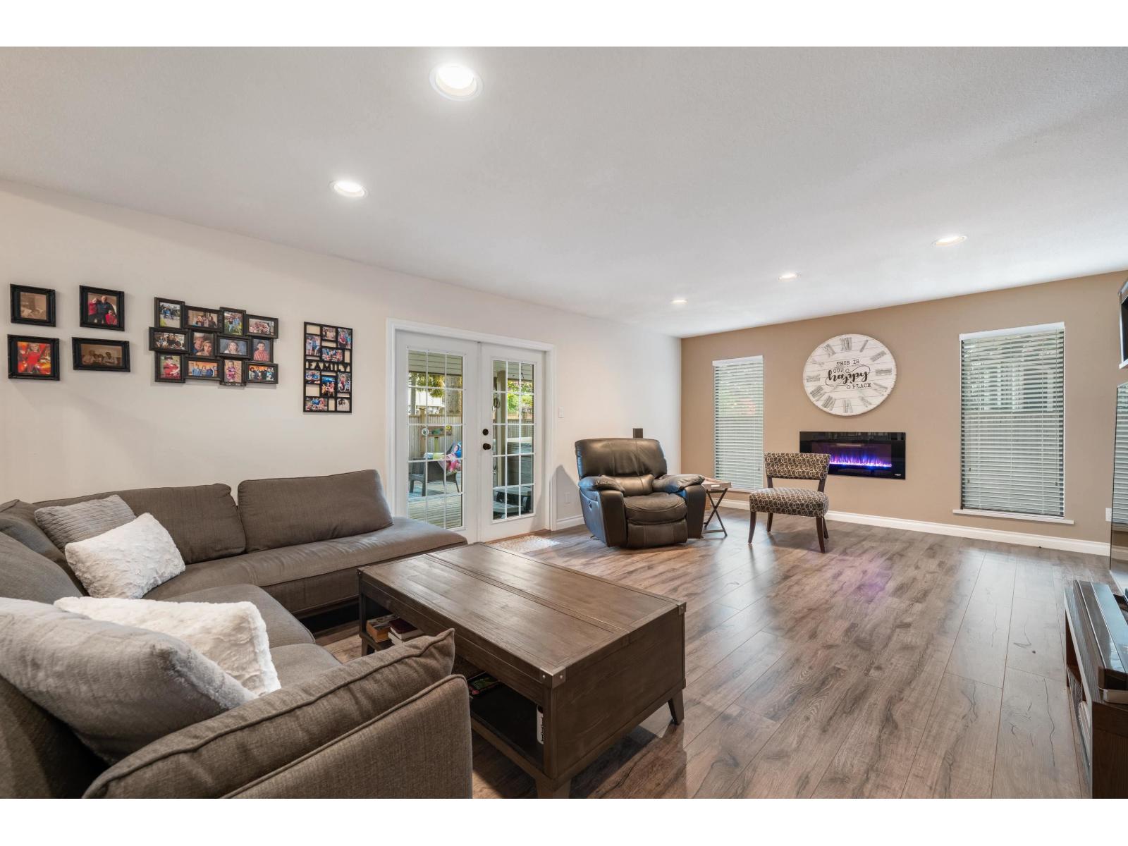 Photo 30 of 19908 51 Avenue, Langley BC