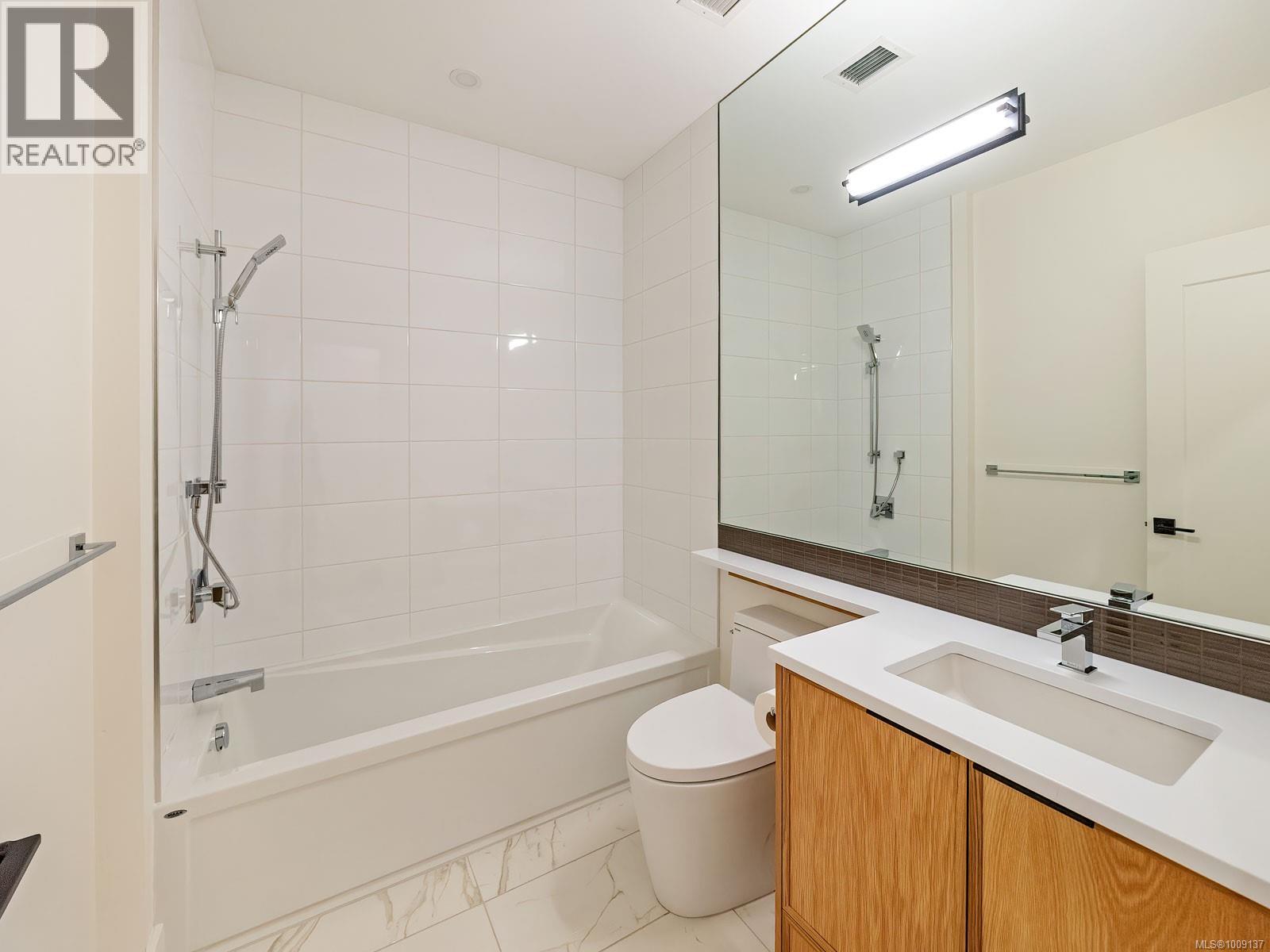 Photo 20 of 116 463 Hirst Ave, Parksville BC