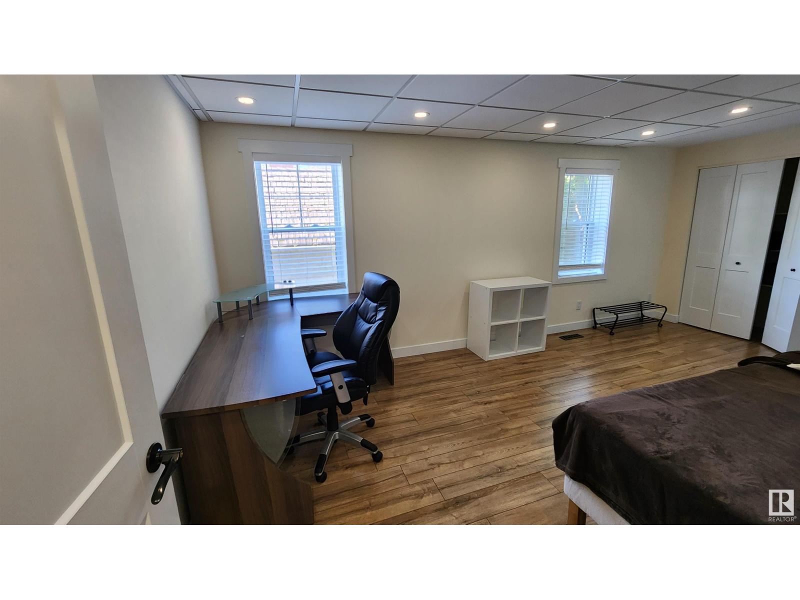Photo 7 of 8612 104 St Nw, Edmonton AB