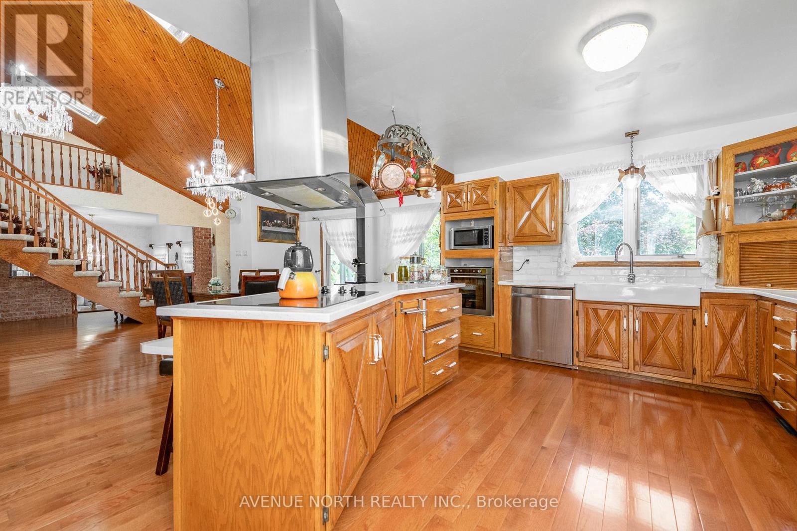 Photo 13 of 2310 Russland Road, Russell ON