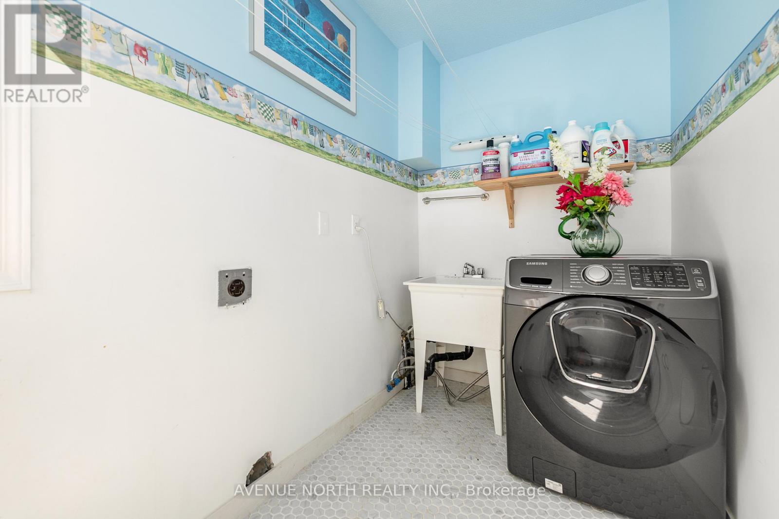 Photo 19 of 2310 Russland Road, Russell ON