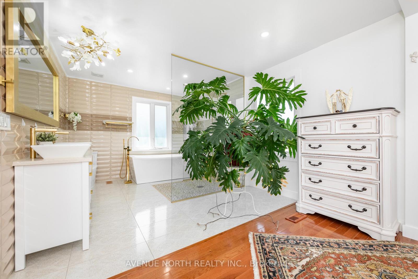 Photo 22 of 2310 Russland Road, Russell ON