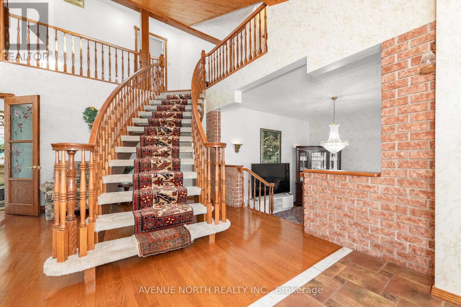 Photo 8 of 2310 Russland Road, Russell ON