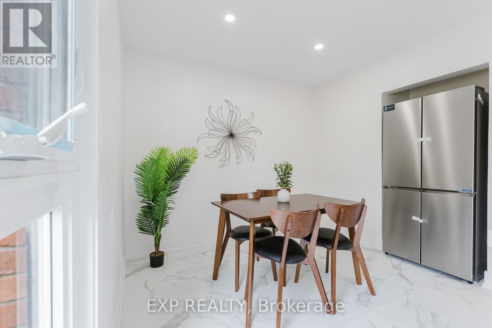 Photo 18 of 91 Penfield Drive, Ottawa ON