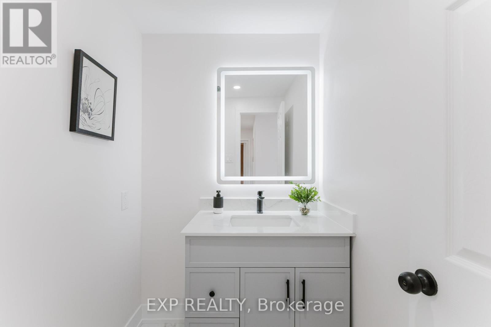 Photo 20 of 91 Penfield Drive, Ottawa ON