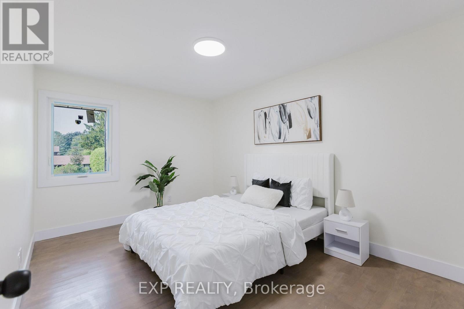 Photo 23 of 91 Penfield Drive, Ottawa ON