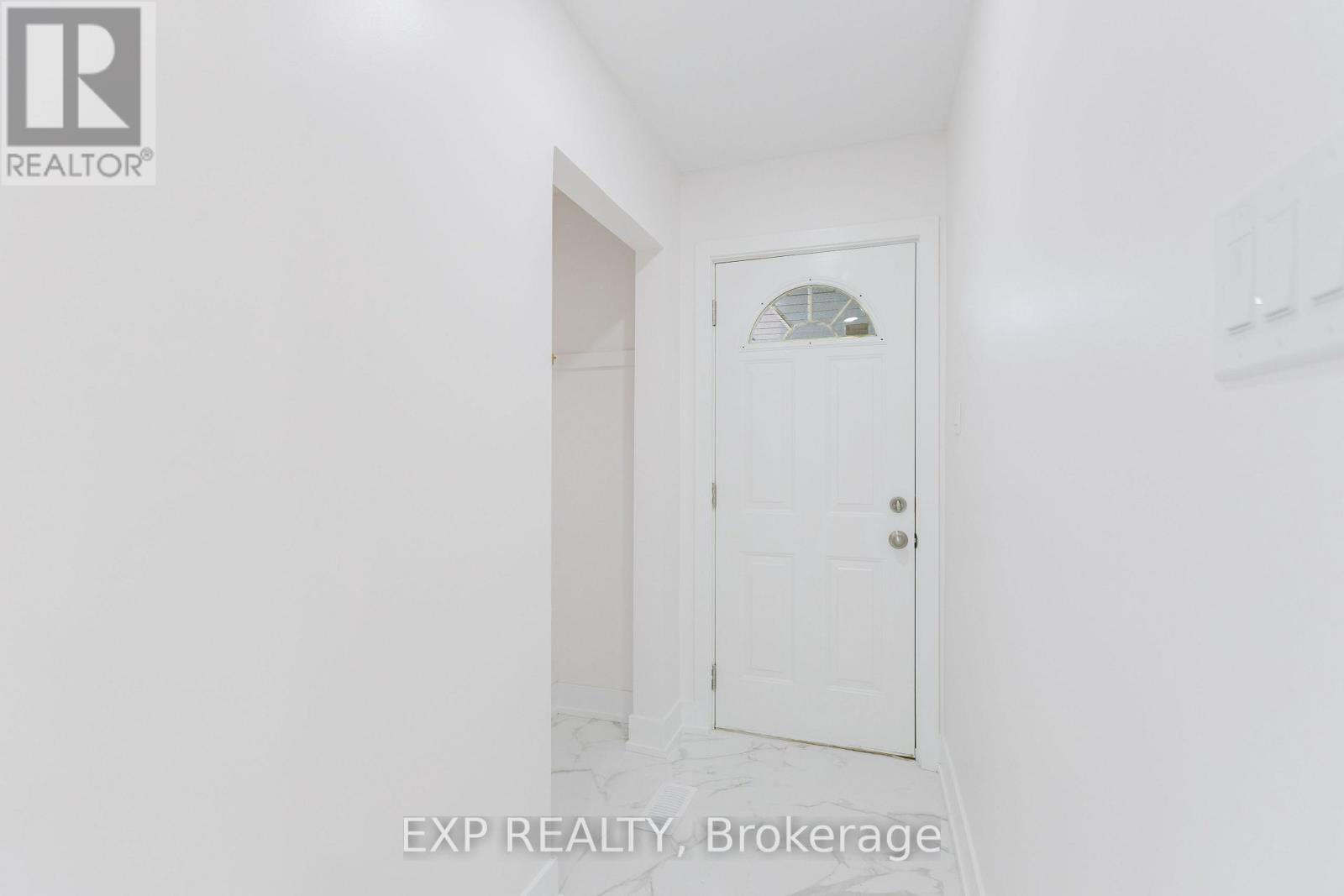 Entrance door with mudroom