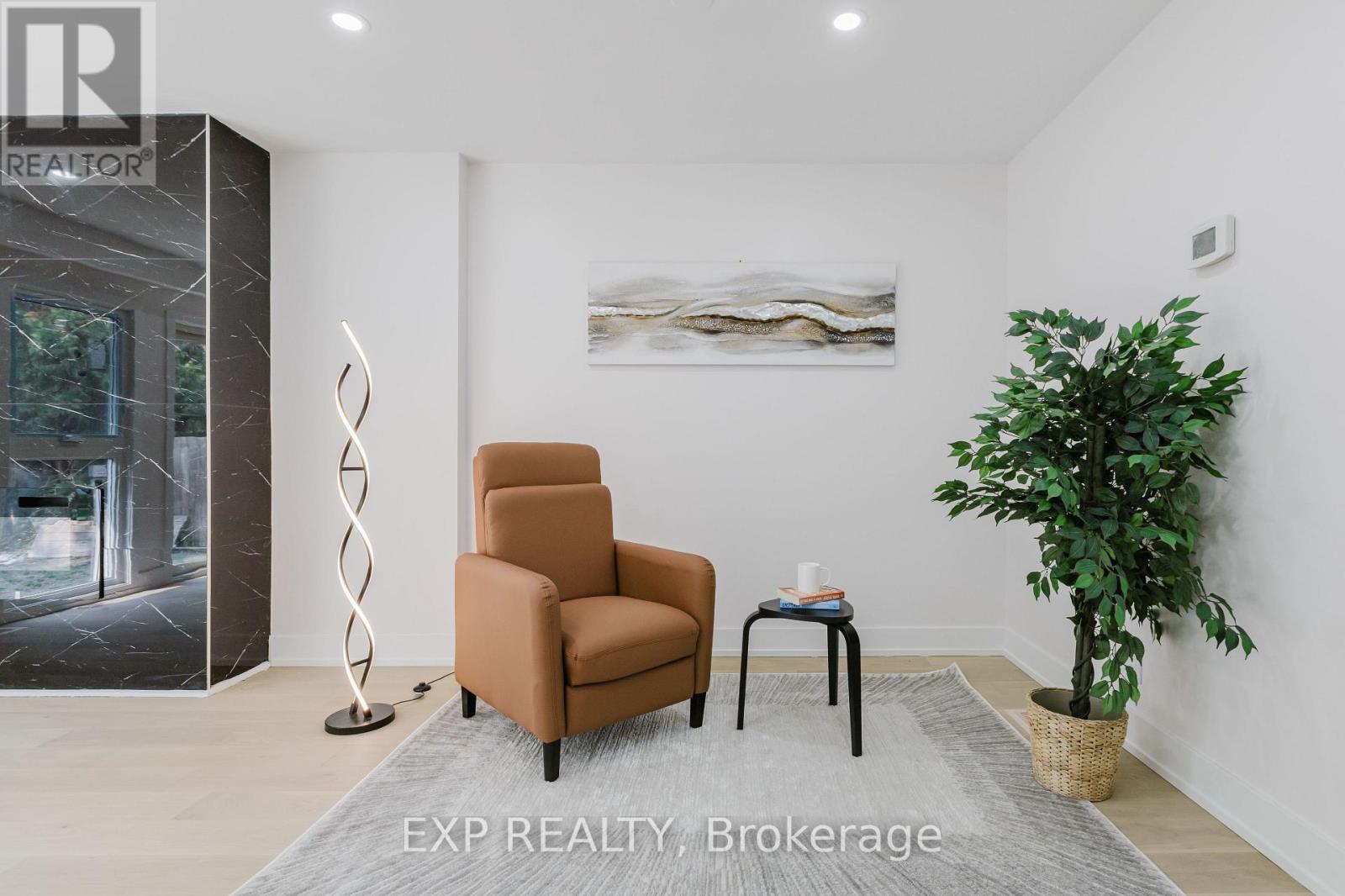 Photo 7 of 91 Penfield Drive, Ottawa ON