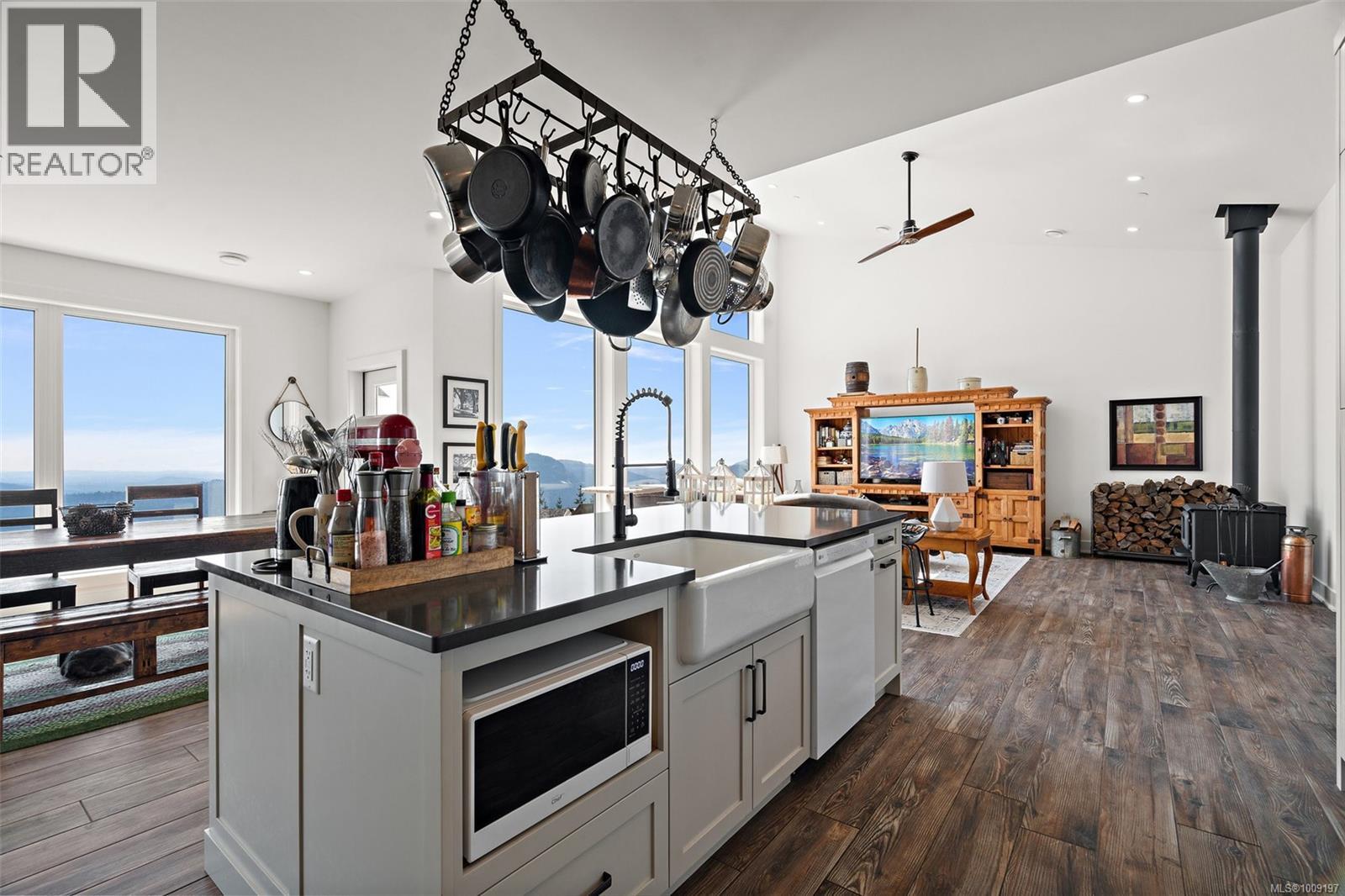 4030 Ridgeline Dr, Shawnigan Lake