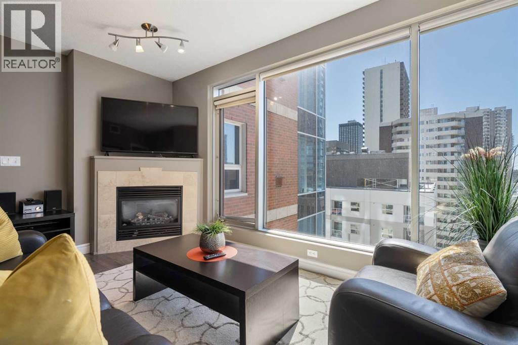 Single Family House for Sale in    Avenue SW Downtown Commercial Core Calgary 