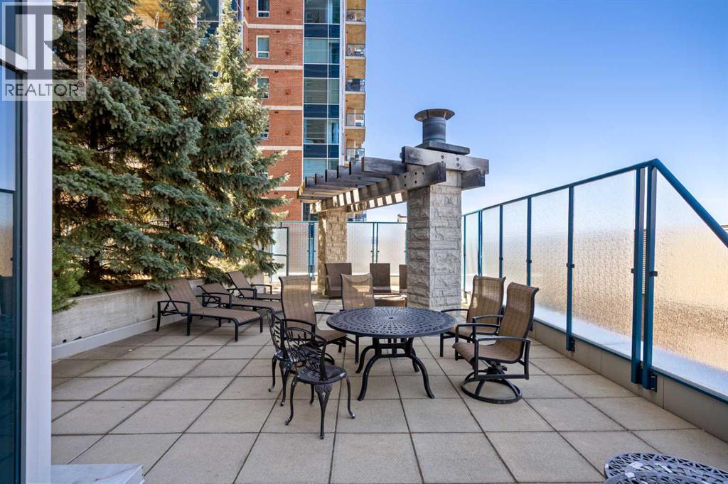 Single Family House for Sale in    Avenue SW Downtown Commercial Core Calgary 
