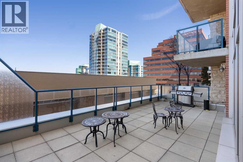 Single Family House for Sale in    Avenue SW Downtown Commercial Core Calgary 