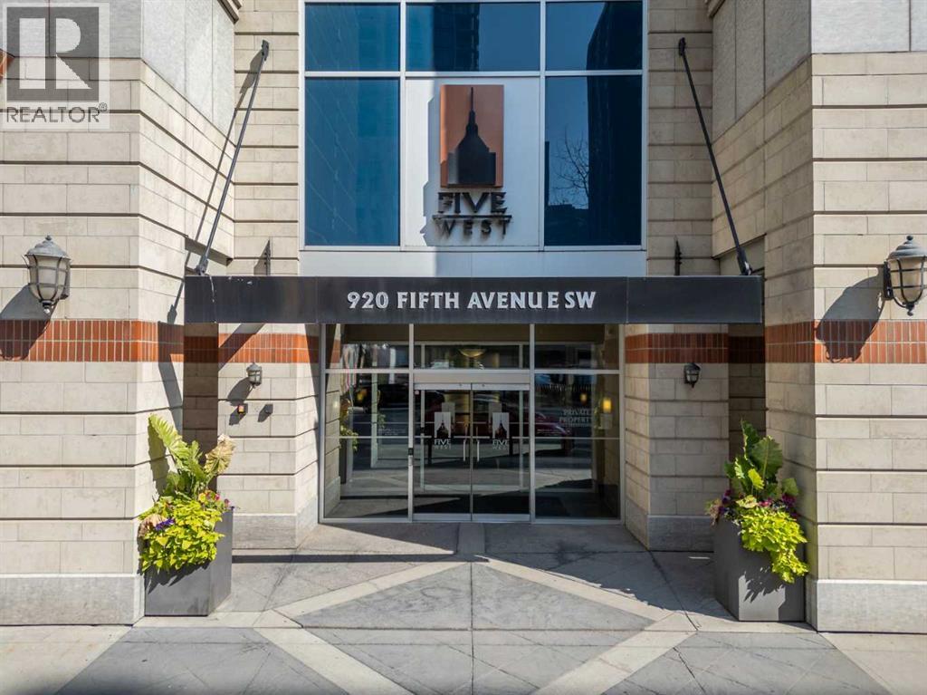 Single Family House for Sale in    Avenue SW Downtown Commercial Core Calgary 