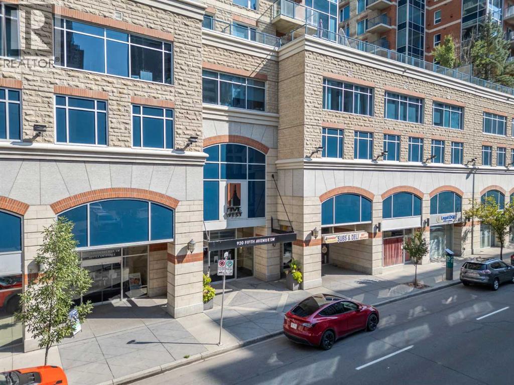 Single Family House for Sale in    Avenue SW Downtown Commercial Core Calgary 