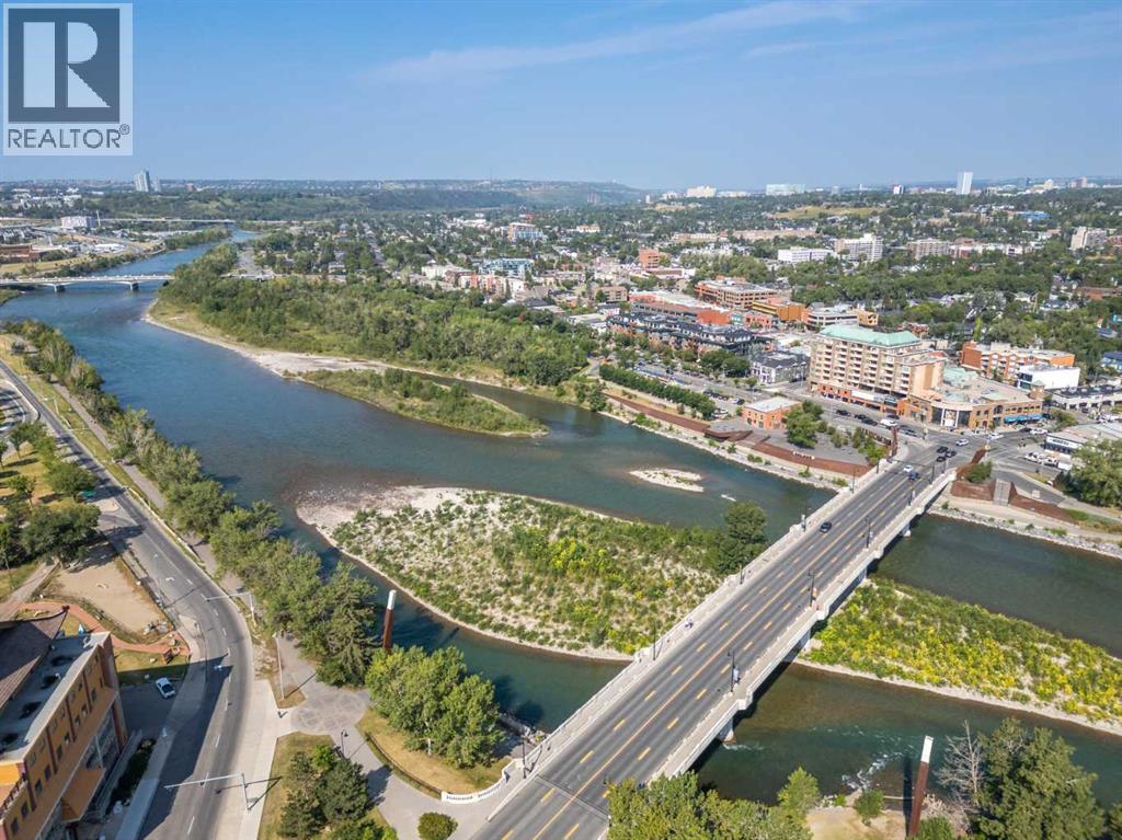 Single Family House for Sale in    Avenue SW Downtown Commercial Core Calgary 