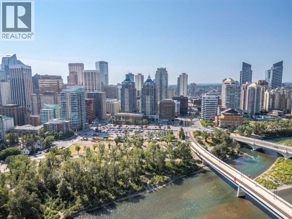 Single Family House for Sale in    Avenue SW Downtown Commercial Core Calgary 