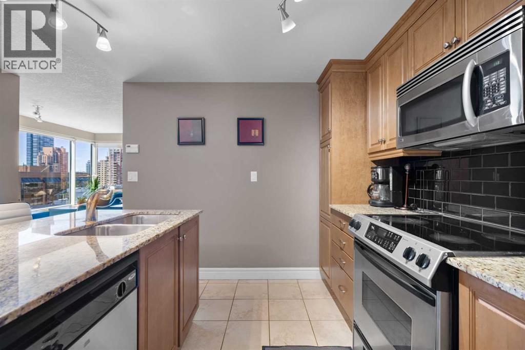 Single Family House for Sale in    Avenue SW Downtown Commercial Core Calgary 