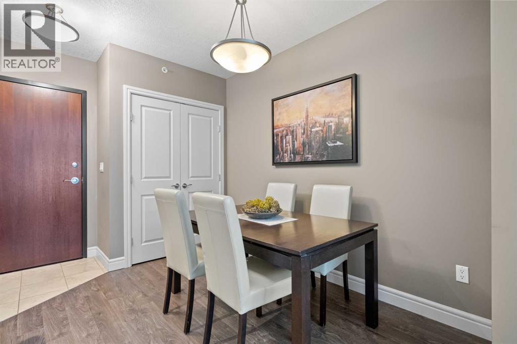 Single Family House for Sale in    Avenue SW Downtown Commercial Core Calgary 