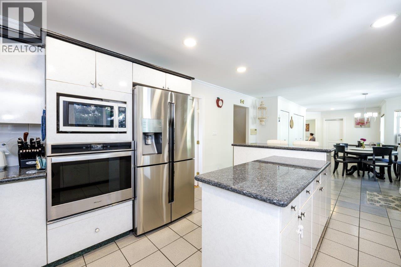 Photo 13 of 1224 E 14th Street, North Vancouver BC