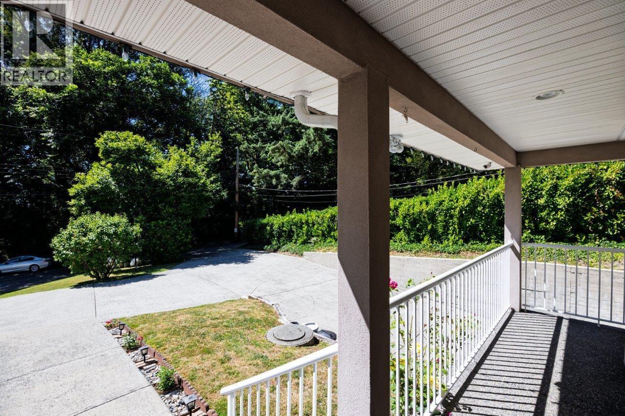 Photo 24 of 1224 E 14th Street, North Vancouver BC