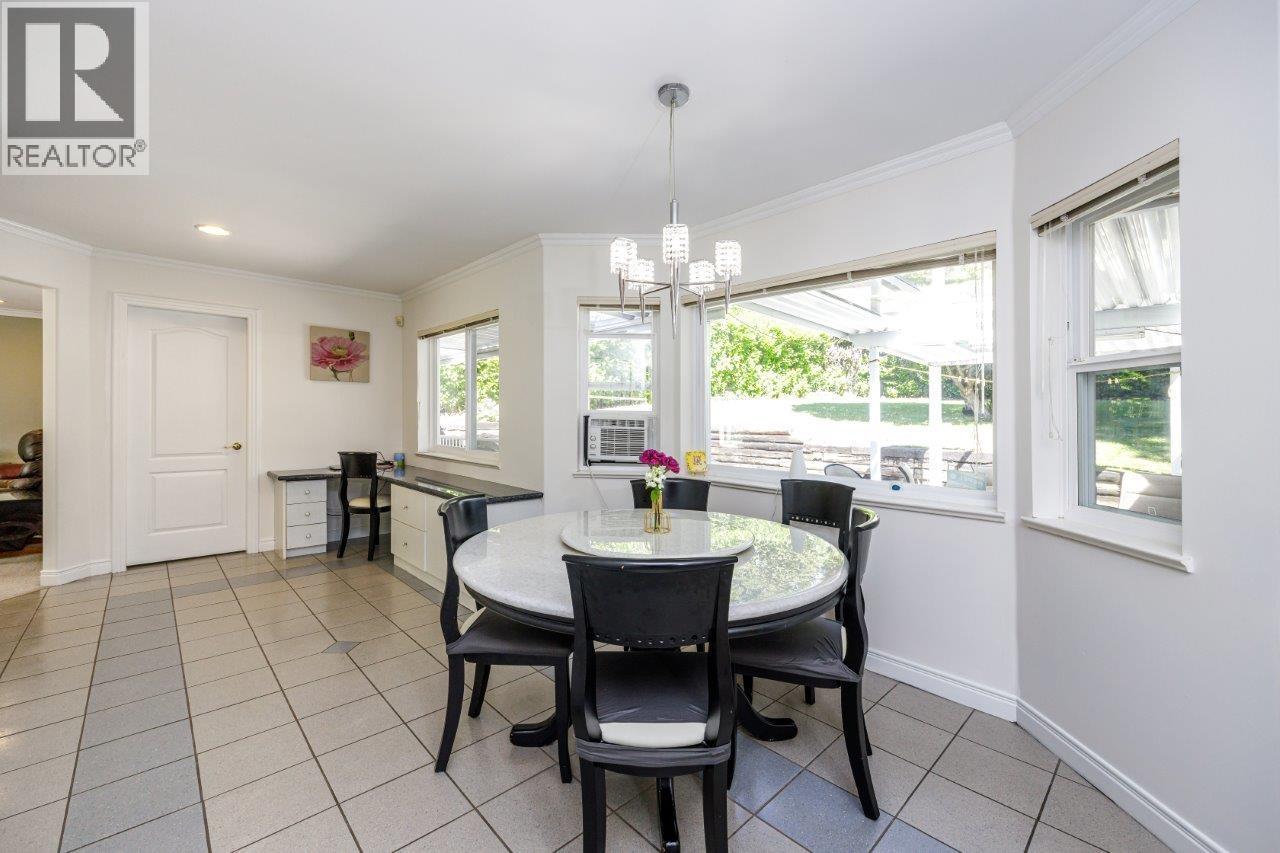 Photo 9 of 1224 E 14th Street, North Vancouver BC