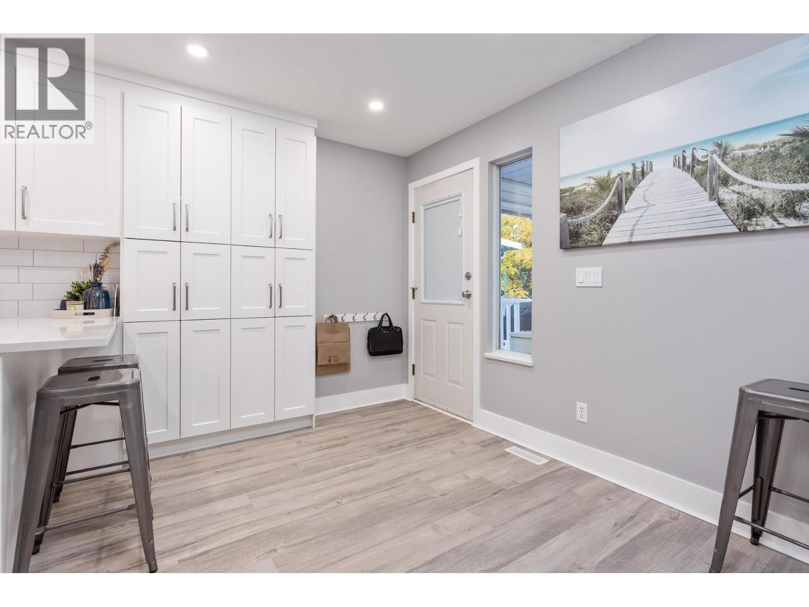 Photo 31 of 2230 Hawthorne Avenue, Port Coquitlam BC