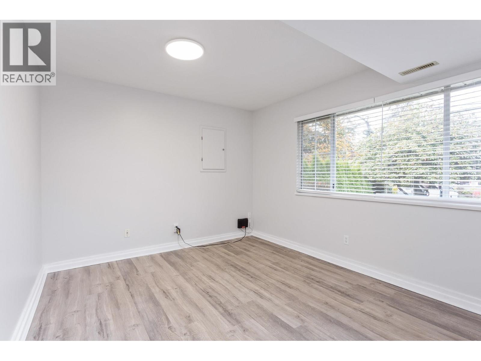 Photo 34 of 2230 Hawthorne Avenue, Port Coquitlam BC