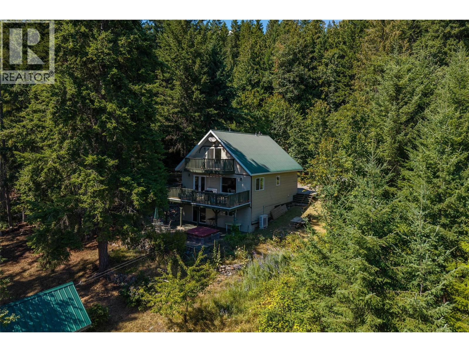 Photo 48 of 7610 Orchard Grove, Anglemont BC
