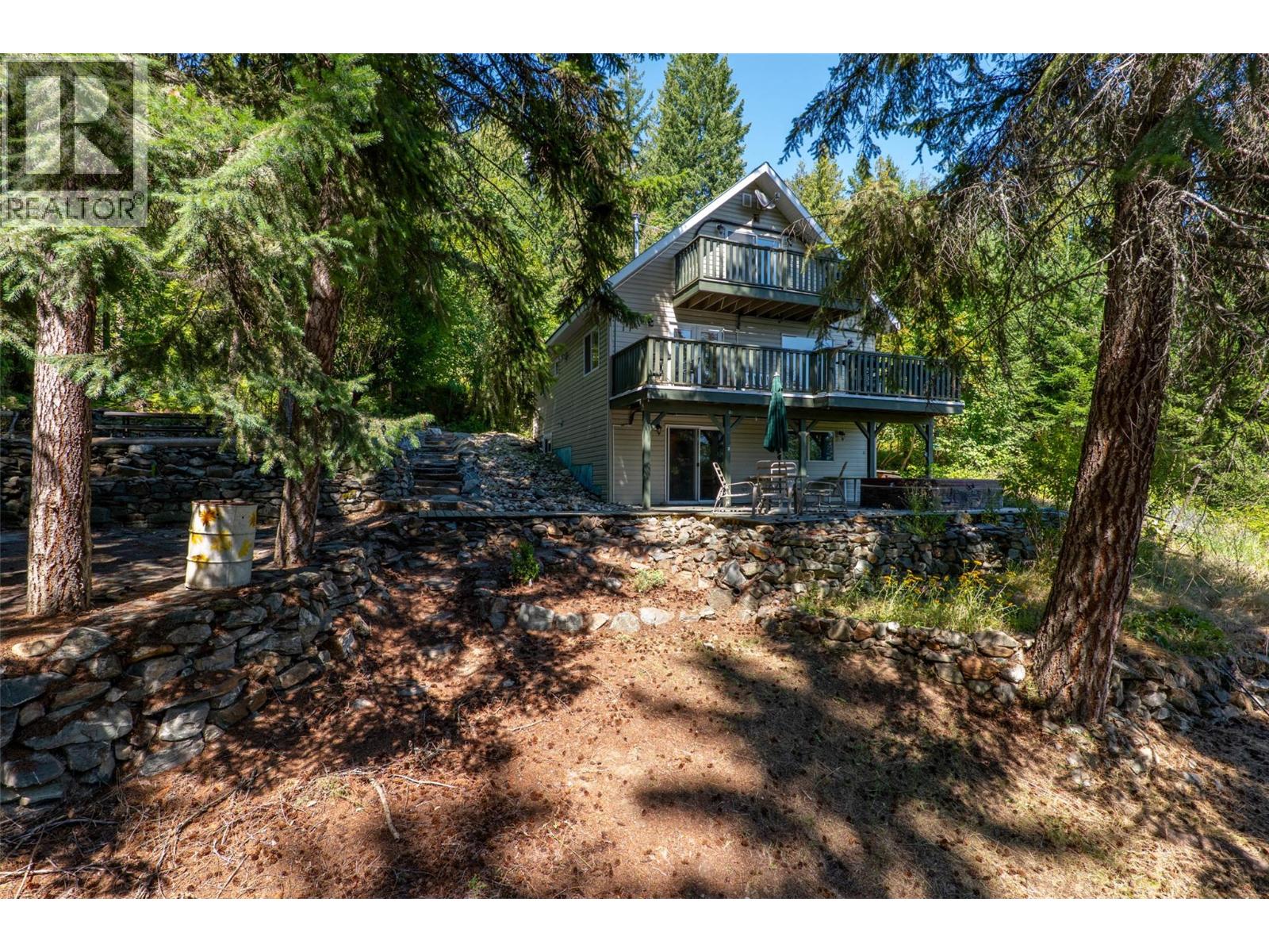 Photo 35 of 7610 Orchard Grove, Anglemont BC