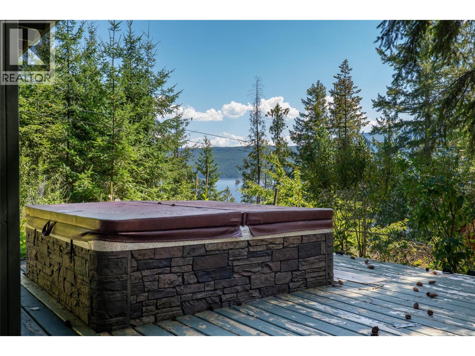 Photo 9 of 7610 Orchard Grove, Anglemont BC