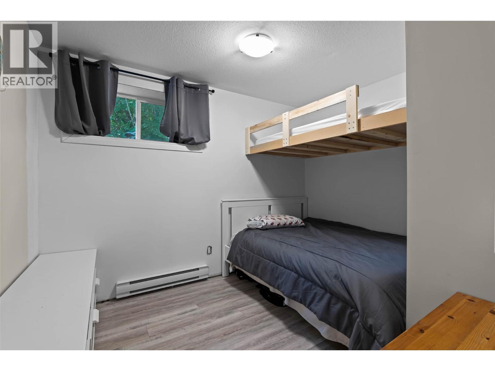 Photo 16 of 7610 Orchard Grove, Anglemont BC