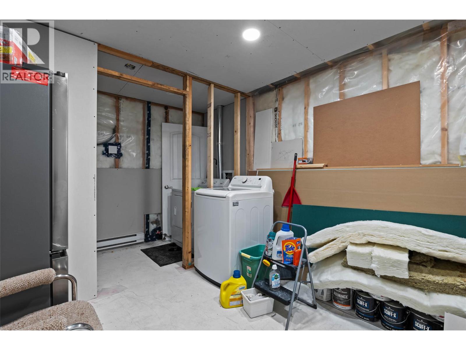 Photo 3 of 7610 Orchard Grove, Anglemont BC