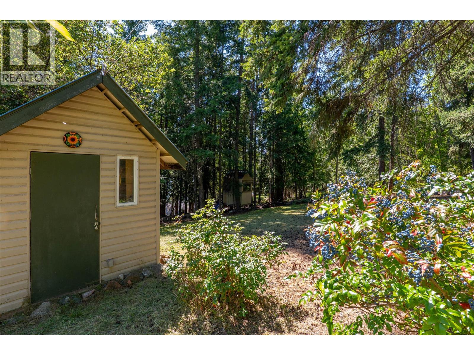 Photo 27 of 7610 Orchard Grove, Anglemont BC