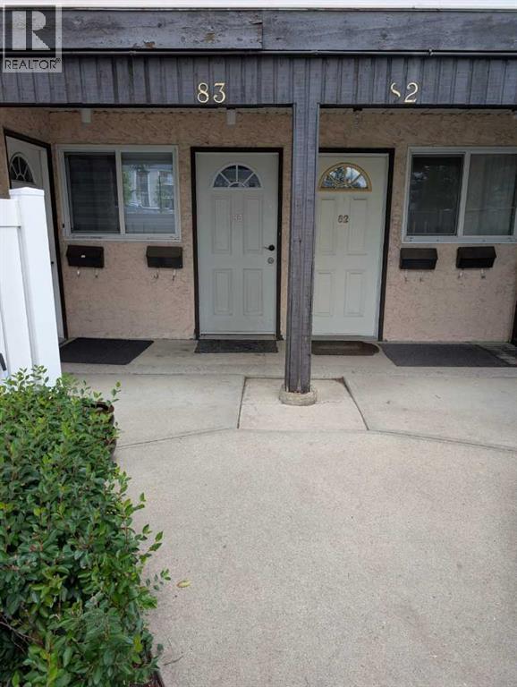 Single Family House for Sale in   Fonda Way SE Forest Heights Calgary 