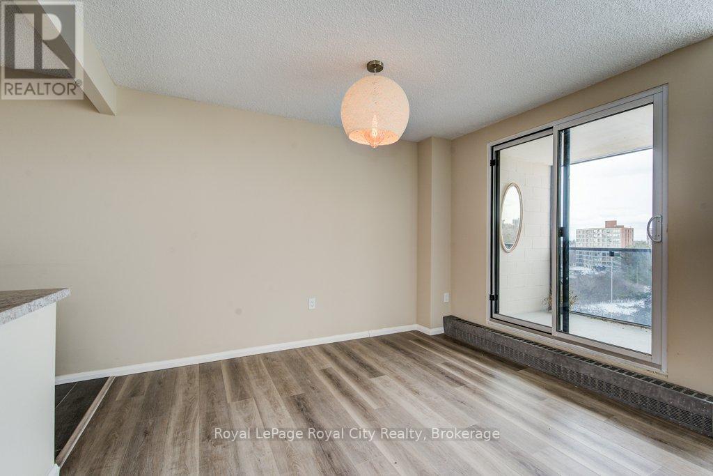 Photo 17 of 602 19 Woodlawn Road E, Guelph ON