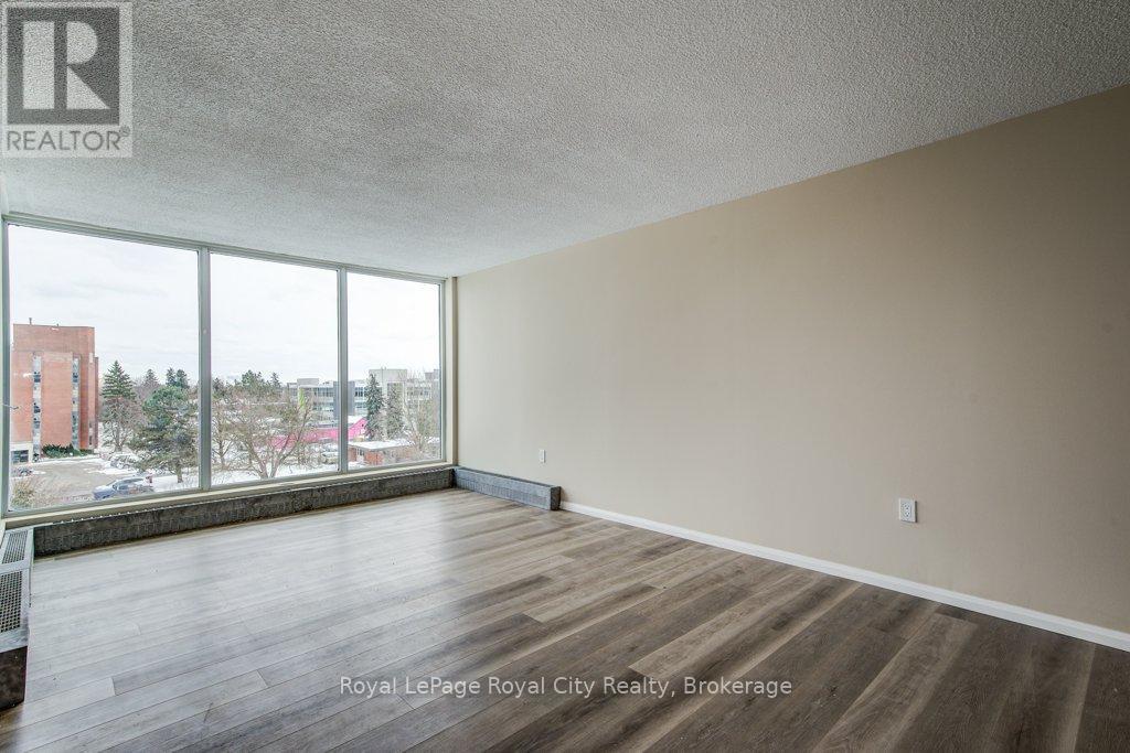 Photo 38 of 602 19 Woodlawn Road E, Guelph ON