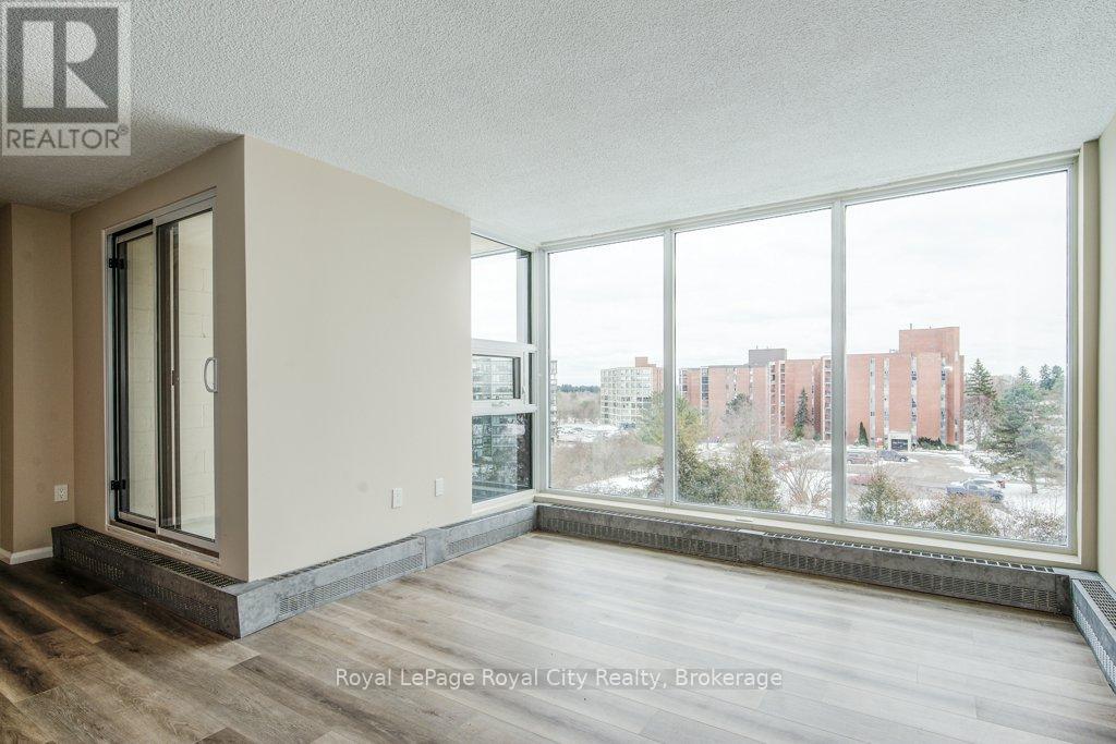 Photo 24 of 602 19 Woodlawn Road E, Guelph ON