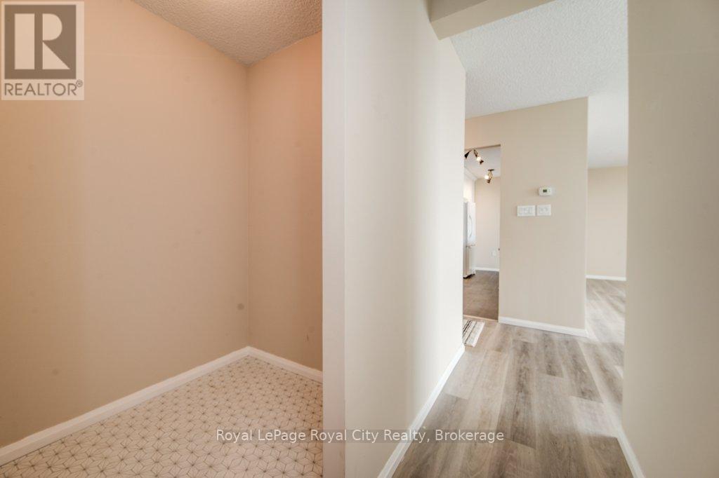 Photo 11 of 602 19 Woodlawn Road E, Guelph ON