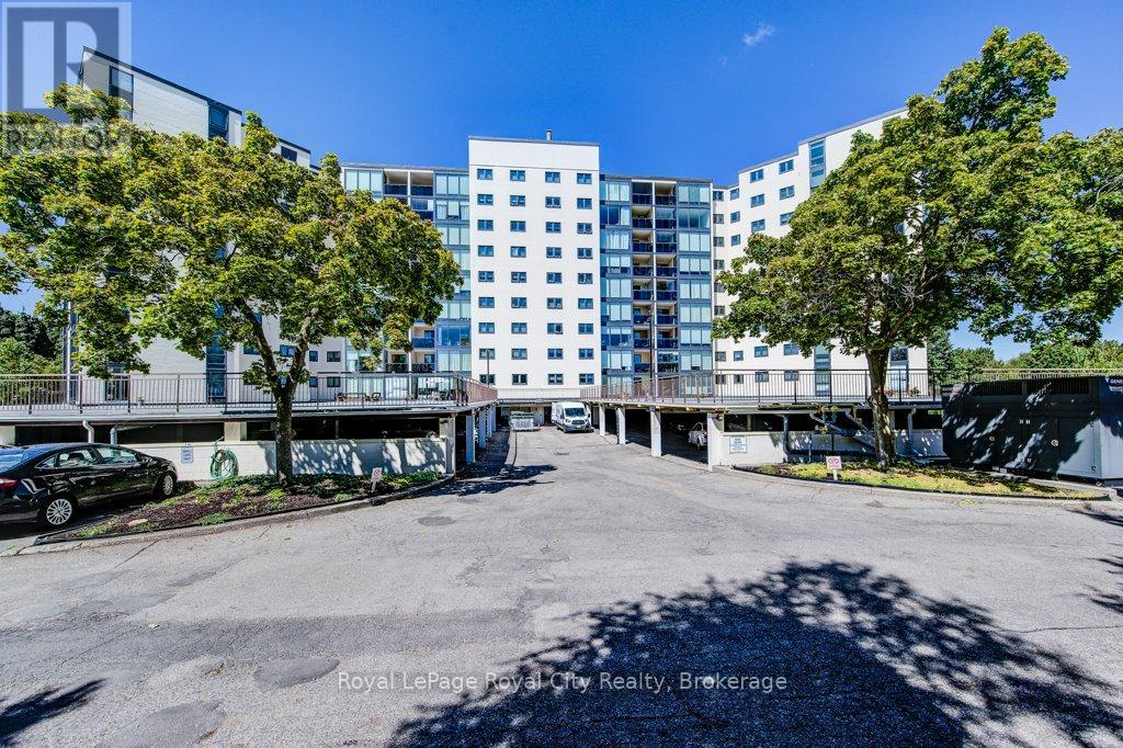 Photo 16 of 602 19 Woodlawn Road E, Guelph ON