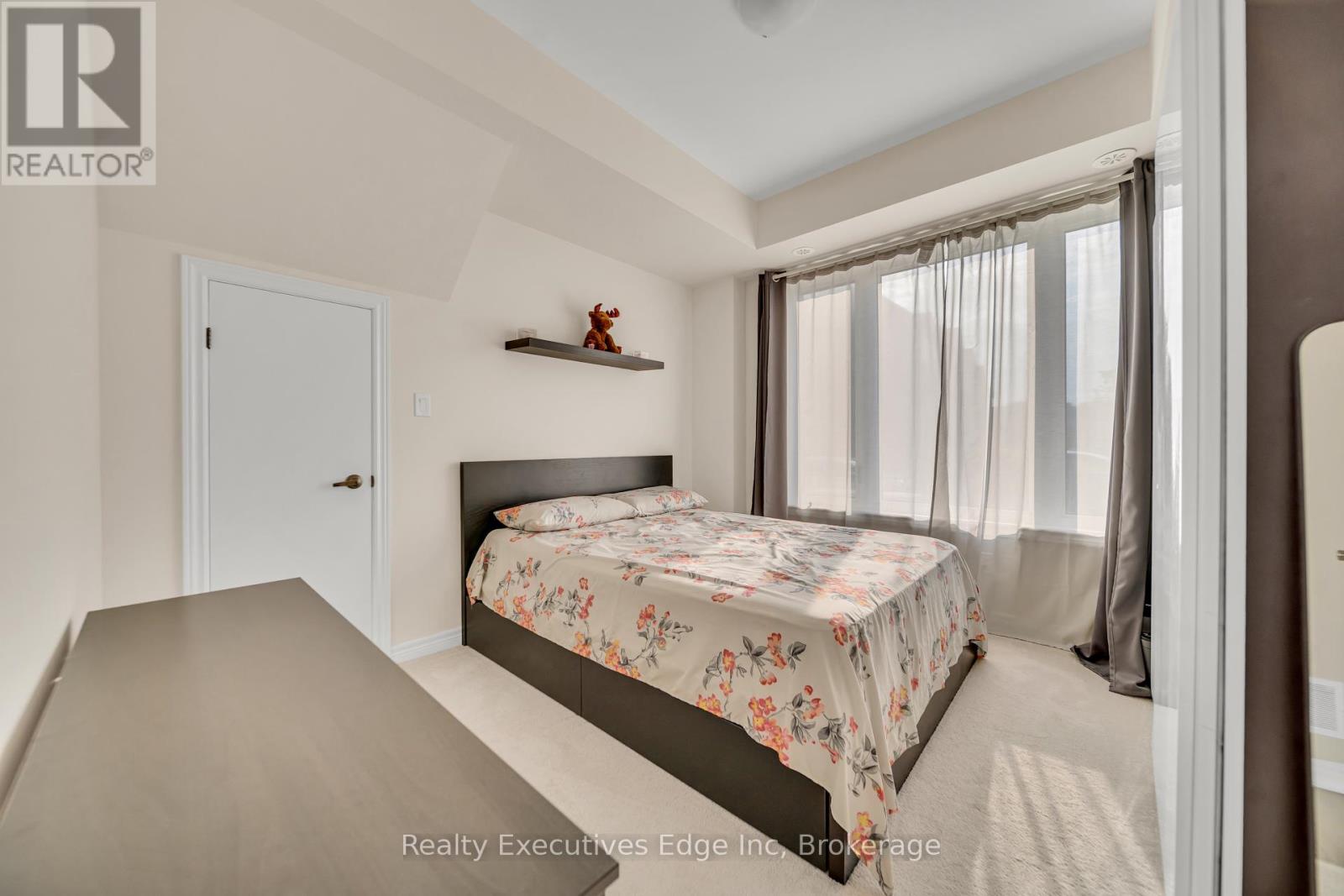 Photo 16 of 65 252 Law Drive, Guelph ON