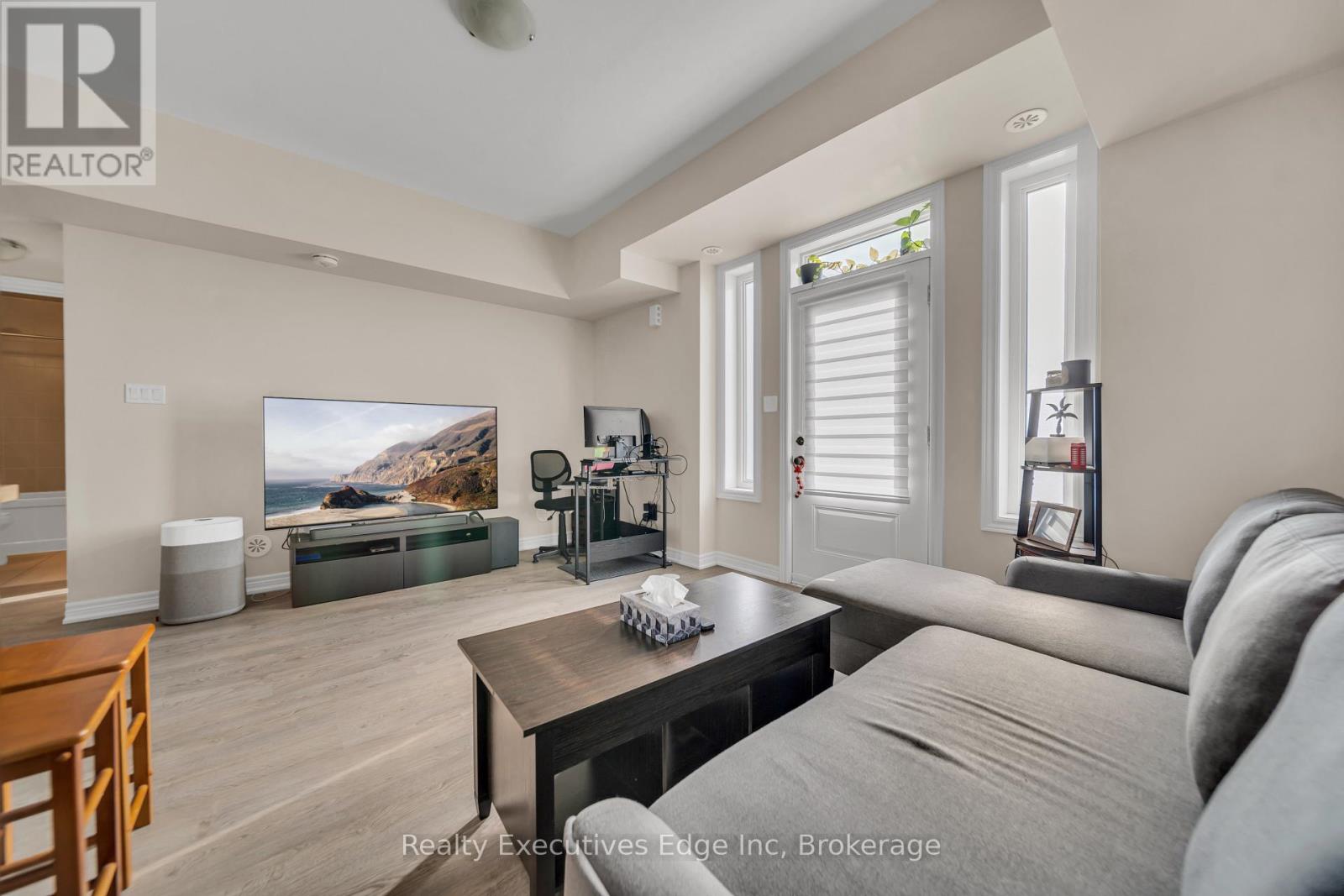 Photo 18 of 65 252 Law Drive, Guelph ON